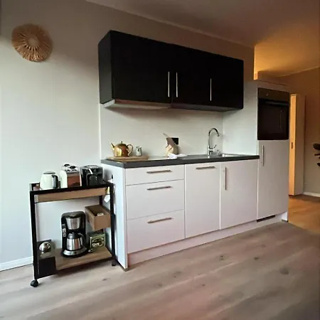 -sweet Spot-stylisch Strandnah Balkon Pp Lägenhet